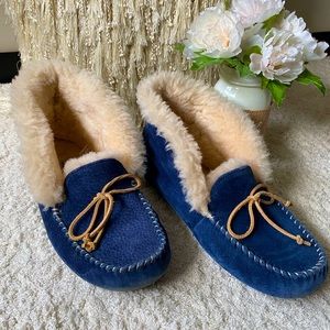 UGG moccasin slipper